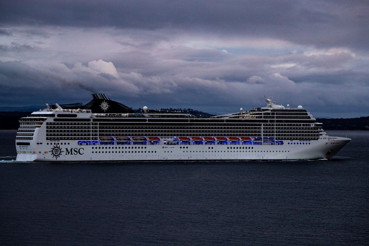 Cruise booking